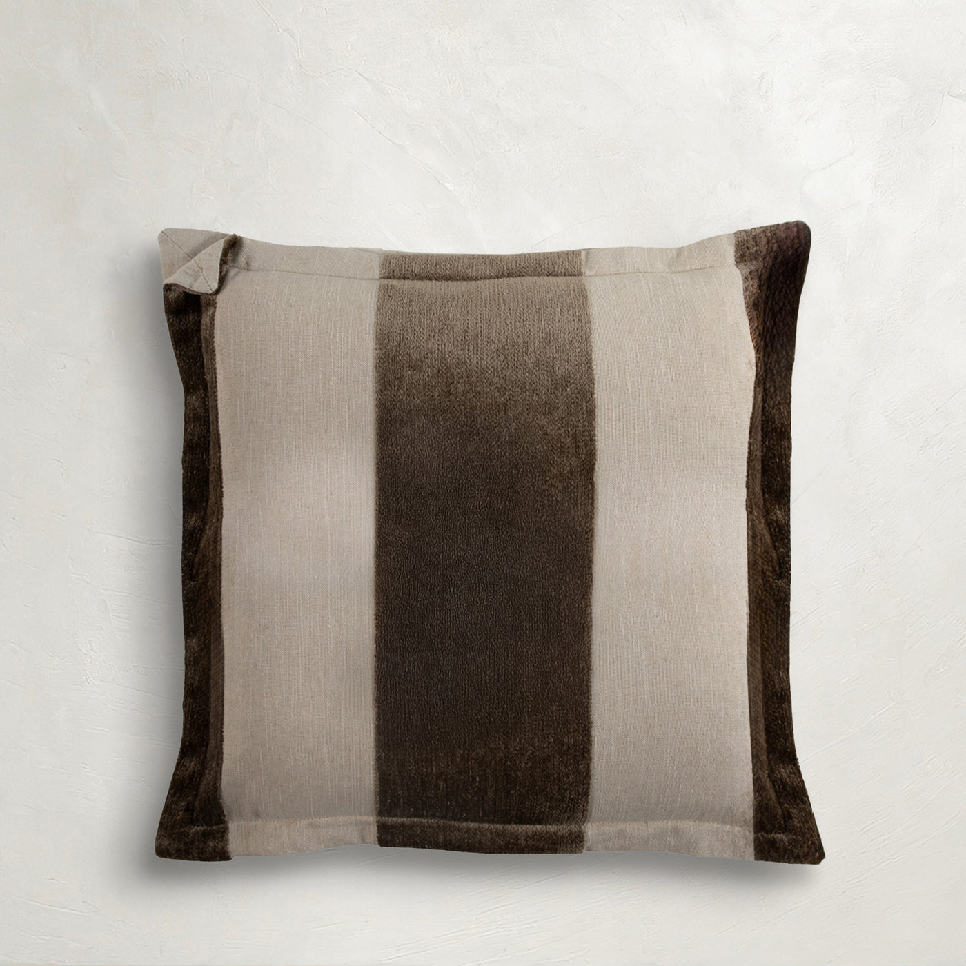 taupe-wj-100422