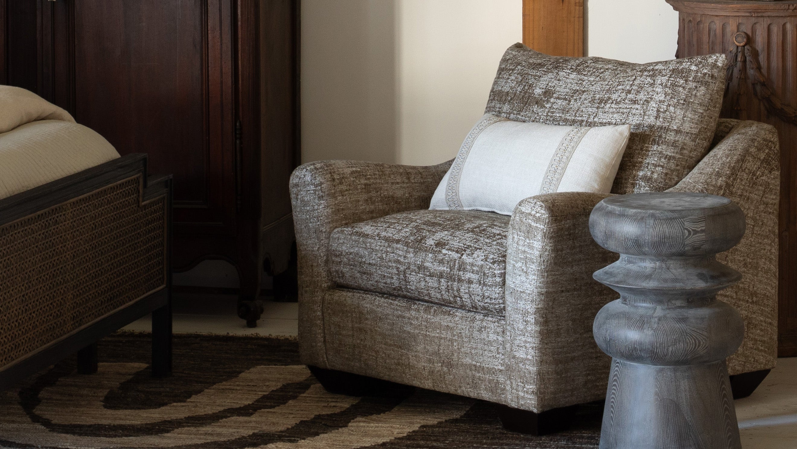 Accent Chairs